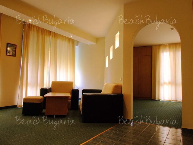 varna big and beautiful singles At pride rentals bulgaria, we offer high quality, reasonably priced bulgaria holiday in private accommodation in the beautiful bulgaria holiday resorts on the northern black sea coast, in cosmopolitan varna city, and in charming traditional villages within easy reach of all the attractions. varna big and beautiful singles At pride rentals bulgaria, we offer high quality, reasonably priced bulgaria holiday in private accommodation in the beautiful bulgaria holiday resorts on the northern black sea coast, in cosmopolitan varna city, and in charming traditional villages within easy reach of all the attractions.