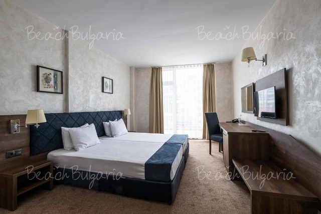 Flamingo Beach Hotel22