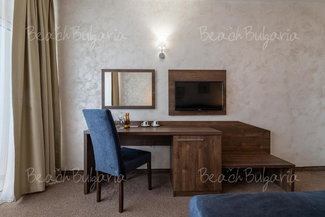 Flamingo Beach Hotel25