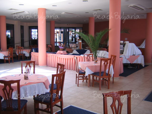 Fiesta M Hotel13