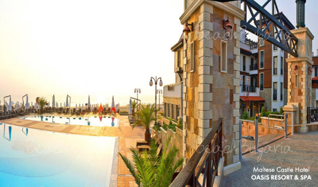 Oasis Resort & Spa Hotel6