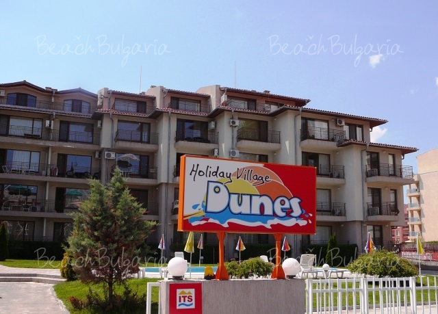 Dunes village