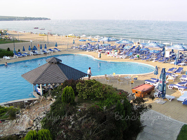 Suneo Helios Beach Hotel3