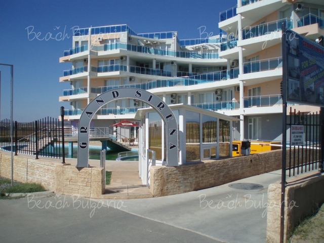 Grand Sirena Complex21