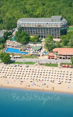 Vemara Beach Hotel2