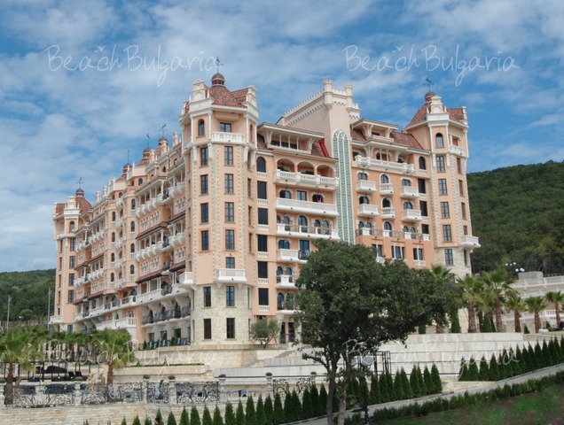 Royal Castle Hotel
