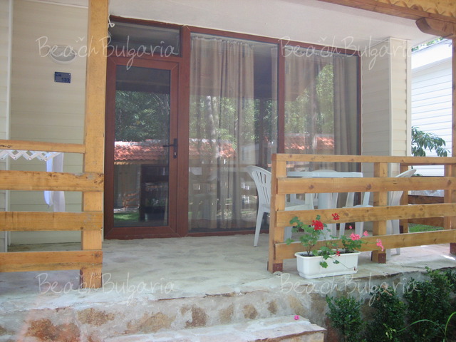 Primorsko Holiday Villas3