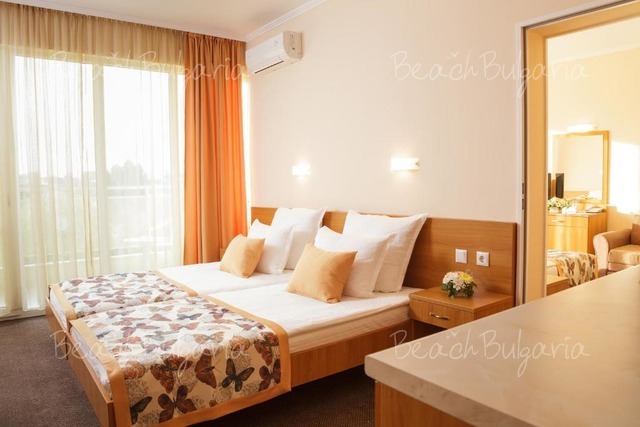 Wela Hotel24
