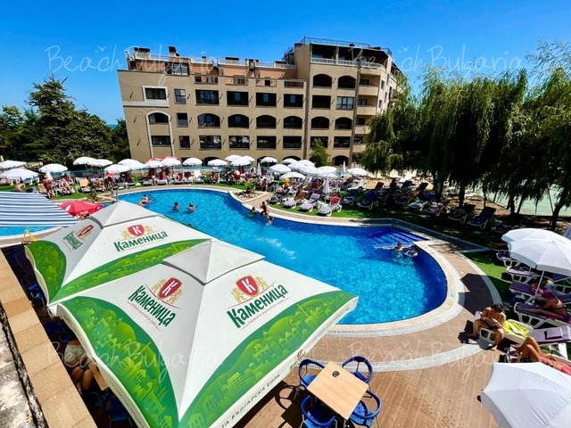 Holiday Park hotel7