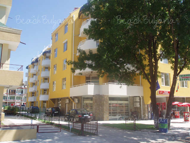 Barco Del Sol Apartments2