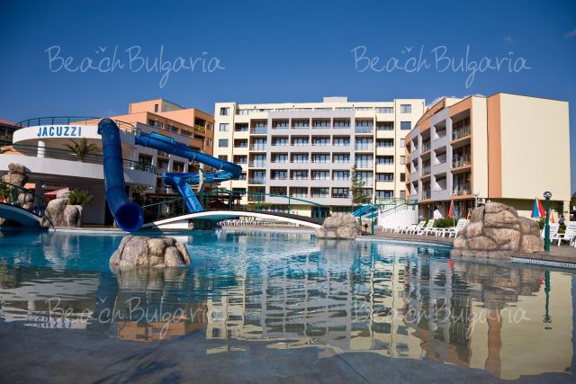 - 20% discount until 28 February 2023; 15% discount until 31 March 2023.