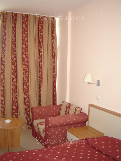 Helios Park Hotel in Golden Sands: online booking, prices and reviews ...