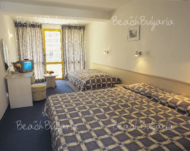 Continental 2 Hotel in Sunny Beach: online booking, prices and reviews ...