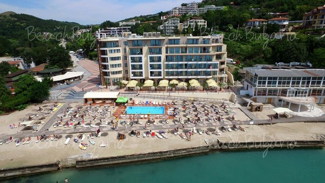 - 20 % discount until 31 Dec 2023;- 15 % discount until 31 Jan 2024;